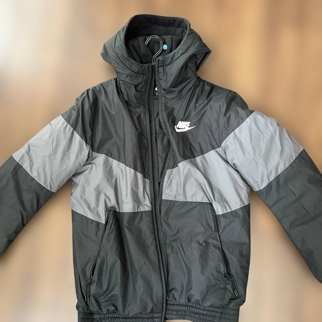 Nike フード付きナイロンジャケット Sサイズ - メルカリ