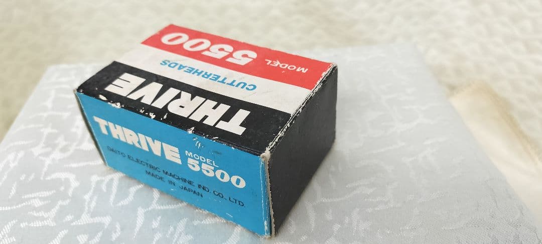 THRIVE 5000AD-2 コードレス クリッパー中古品 - メルカリ