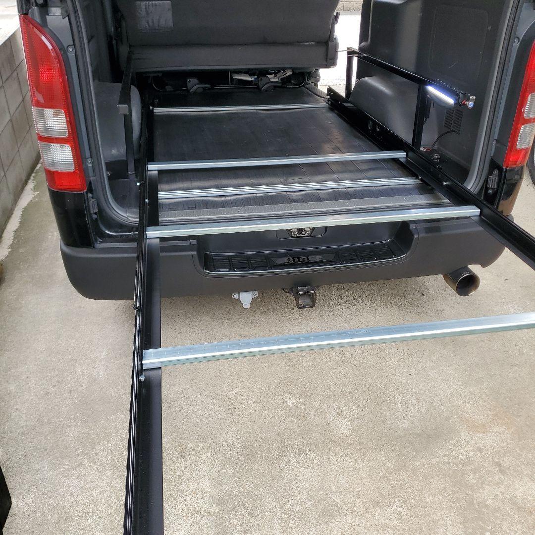 ハイエース スライドフロア レール フレーム 黒 - メルカリ