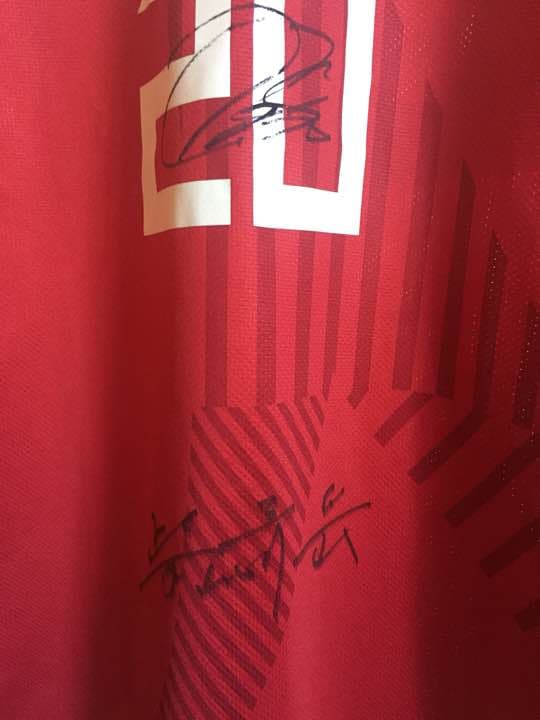 柴崎岳ユニフォーム 鹿島アントラーズ 漢字サイン入り - メルカリ