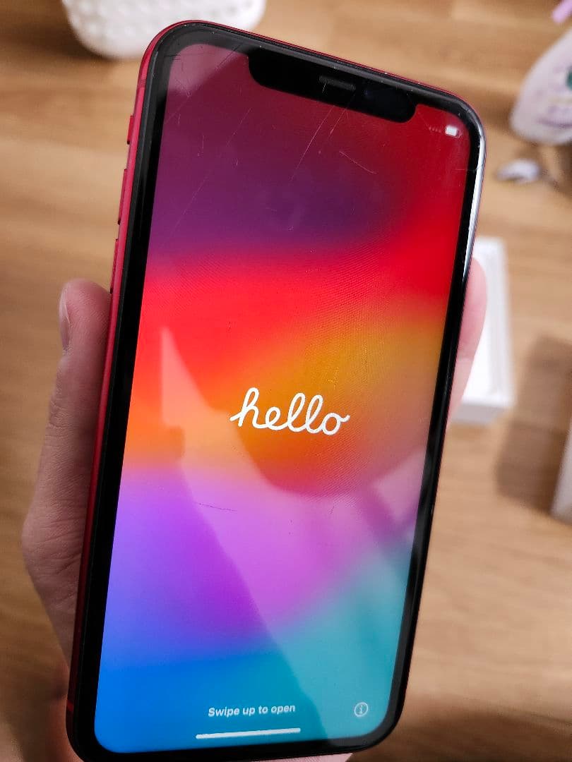 Apple iPhone 11 (RED) 本体
