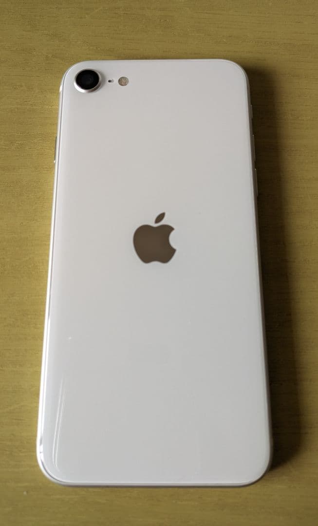 美品❗️ iPhone SE 第2世代 (SE2) ホワイト 128 GB SIMフリー アップル