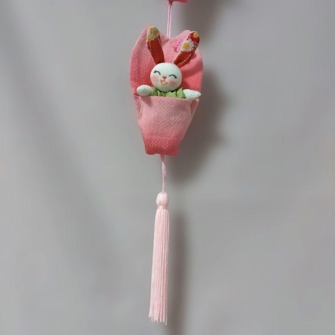 吊るし飾り*ちりめん細工[桜のブランコとうさぎ] - メルカリ