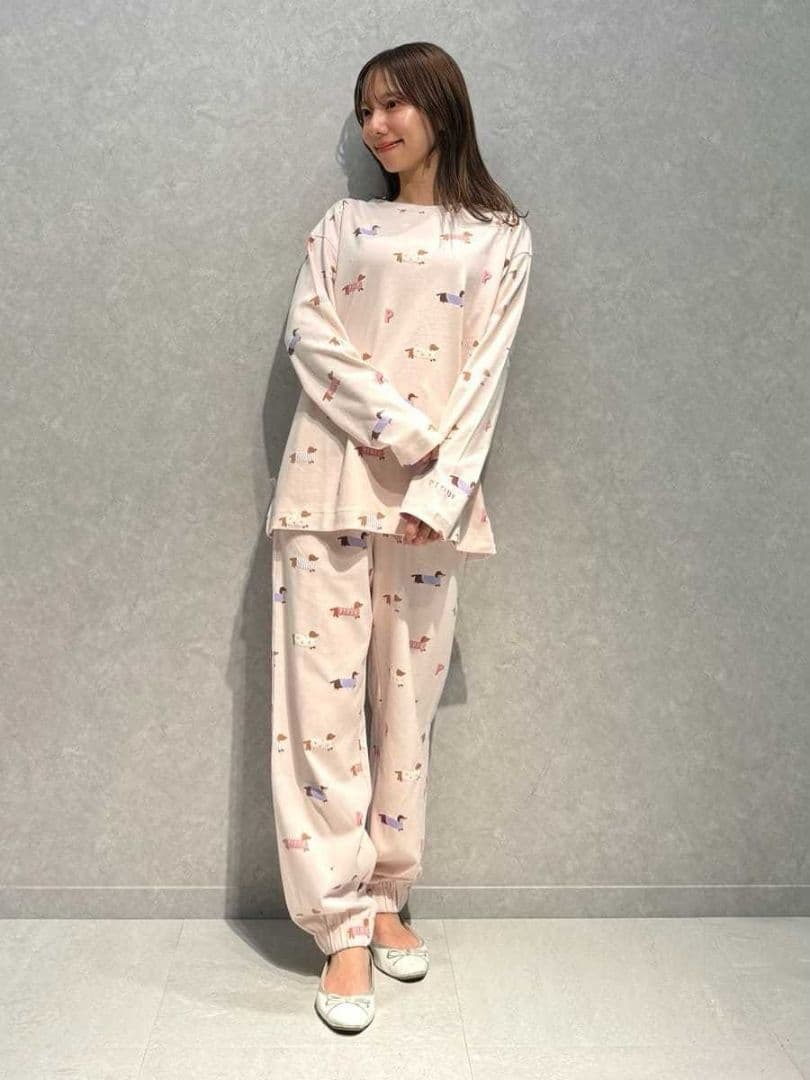 最終値下げwダックスフンド柄ロンＴ ロングパンツセット ピンク セール】ダックスフンド柄ロングパンツ（ルームウェア/パジャマ