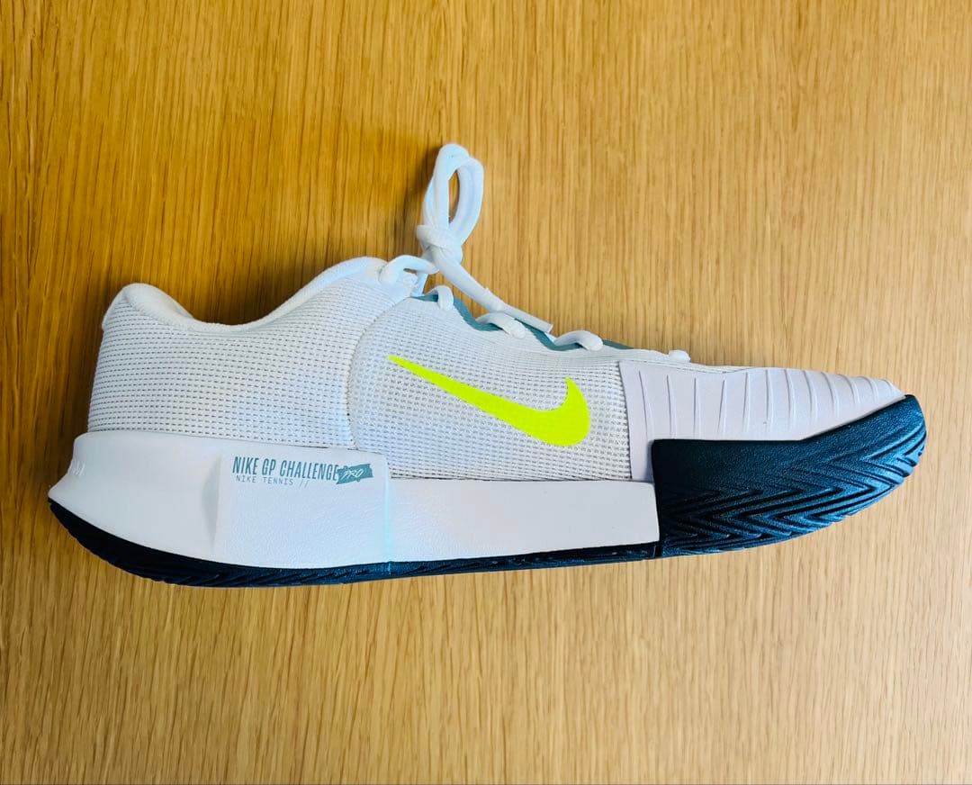 ナイキテニスシューズ　GPチャレンジプロ　26.5cm