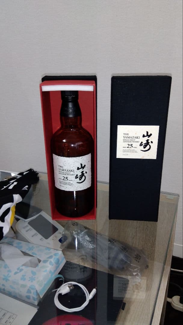 山崎 25年 シングルモルトウイスキー空き瓶専用ボックス付き サントリー シングルモルトウイスキー 山崎 正規品 25年 箱付き 700ml