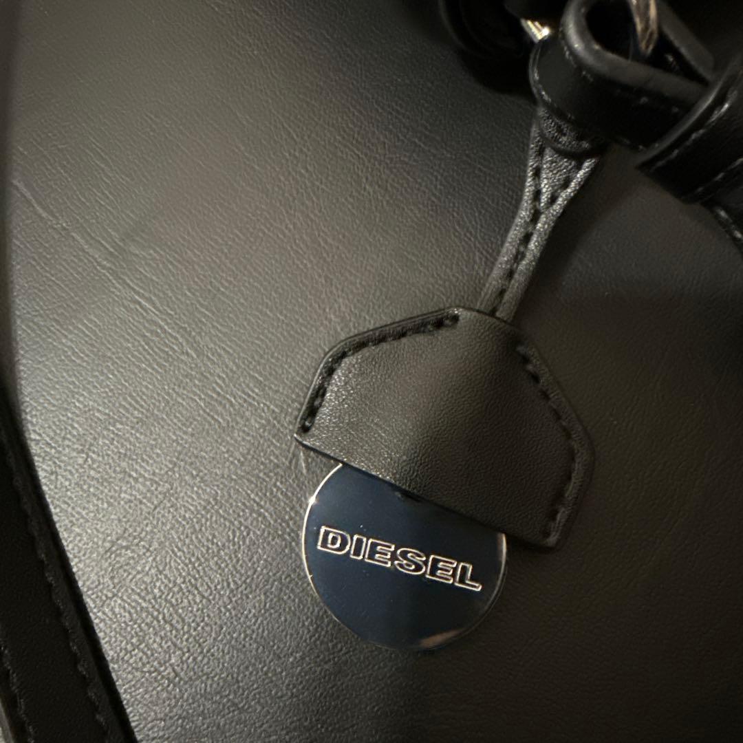 ほぼ未使用！入手困難 ディーゼル ショルダーバッグ ハート レザー
