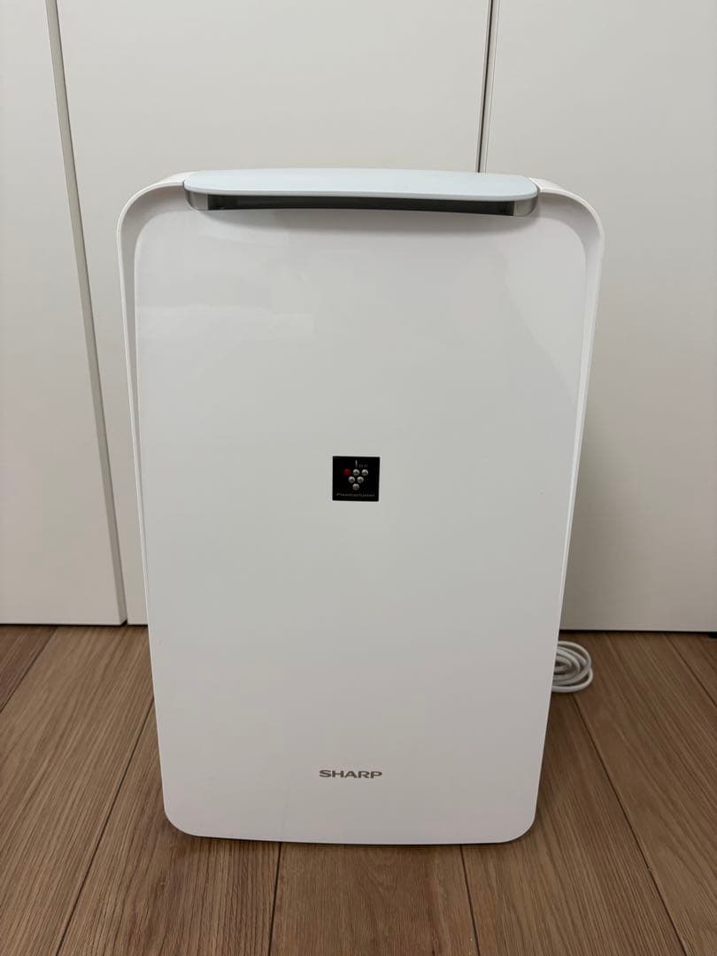 SHARP 衣類乾燥除湿機 ホワイト CV-L 71-W Amazon | シャープ 衣類乾燥機 除湿機 7.1L / プラズマクラスター 7000