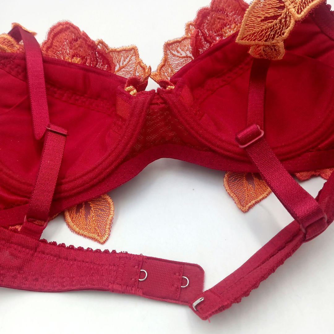 サルート 22G ソワレ ブラB75 &ソング&ガーター RE プレステージ