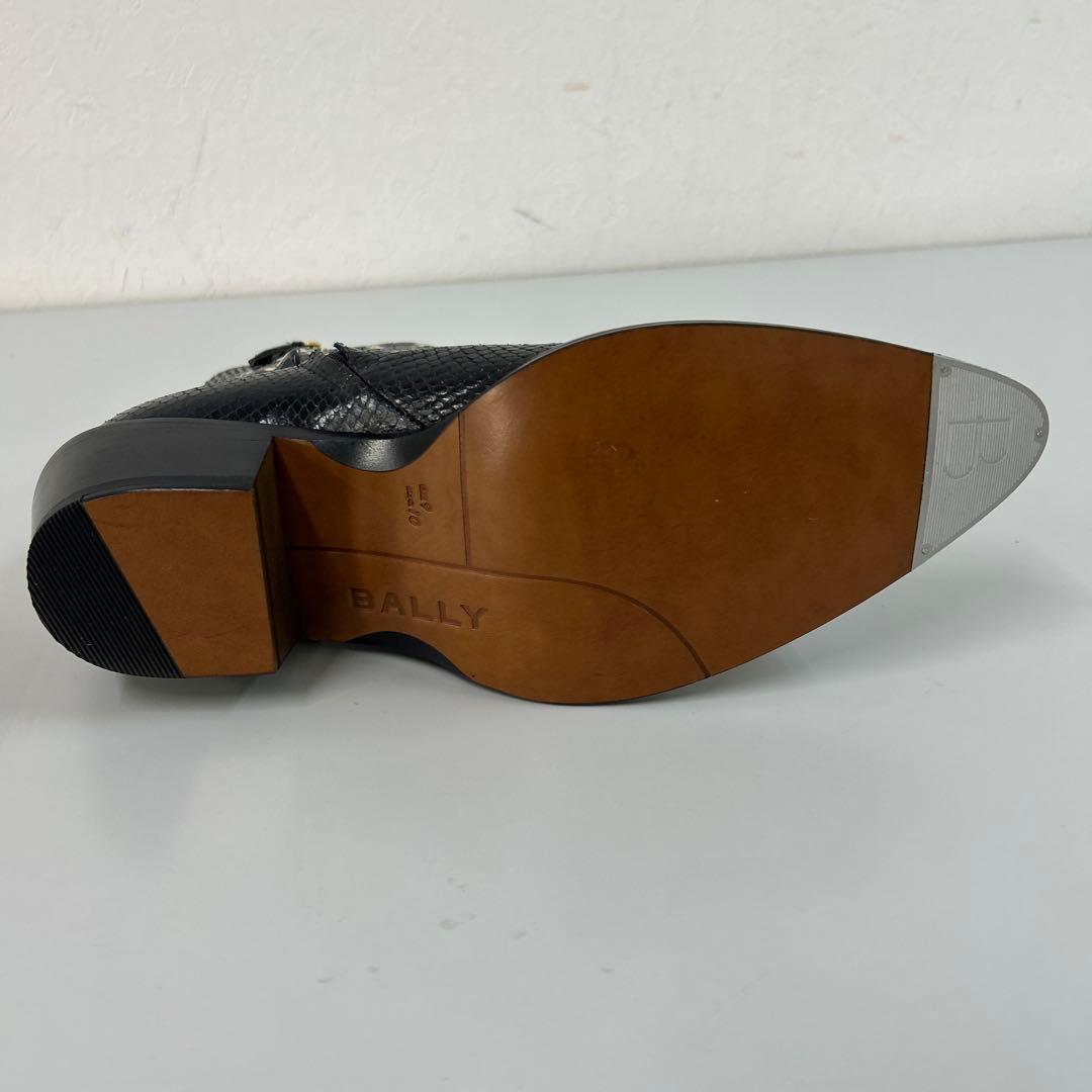 芸術品新品未使用箱付定価30万円の8割引バリーbally蛇革パイソンブーツ