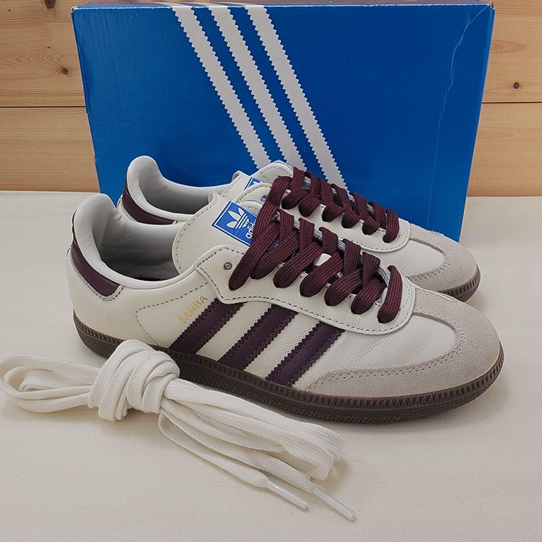 アディダス サンバ OG エミ別注 オフホワイト/マルーン 22cm 国内9月18日/19日/26日発売予定】 エミ × アディダス オリジナルス