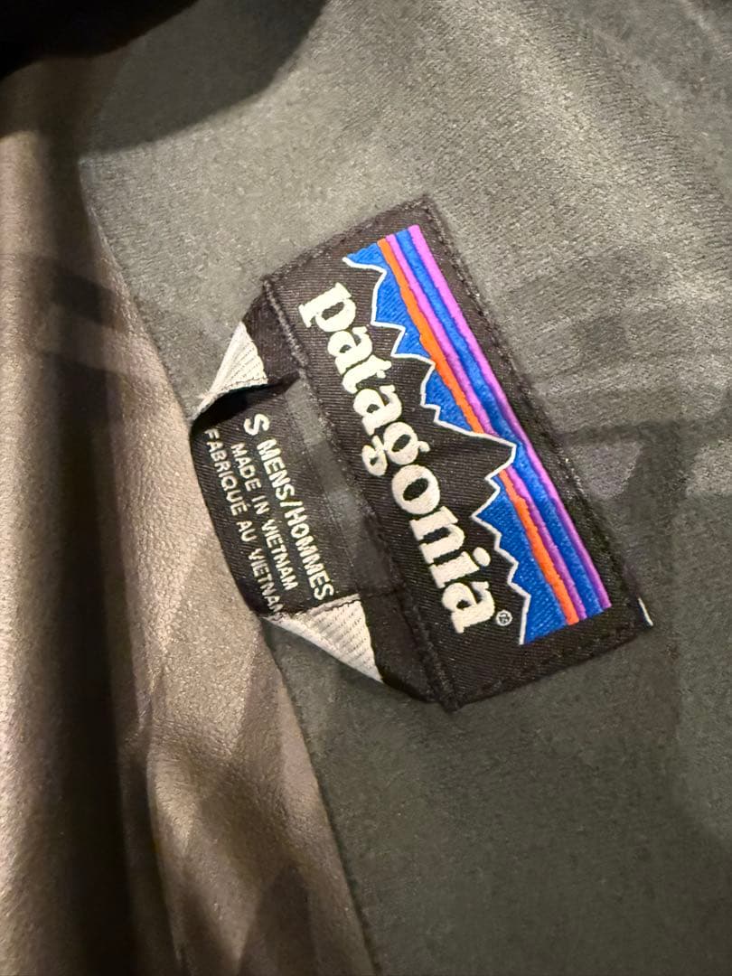 patagonia カルサイトジャケット ブラック Sサイズ GORE-TEX - メルカリ