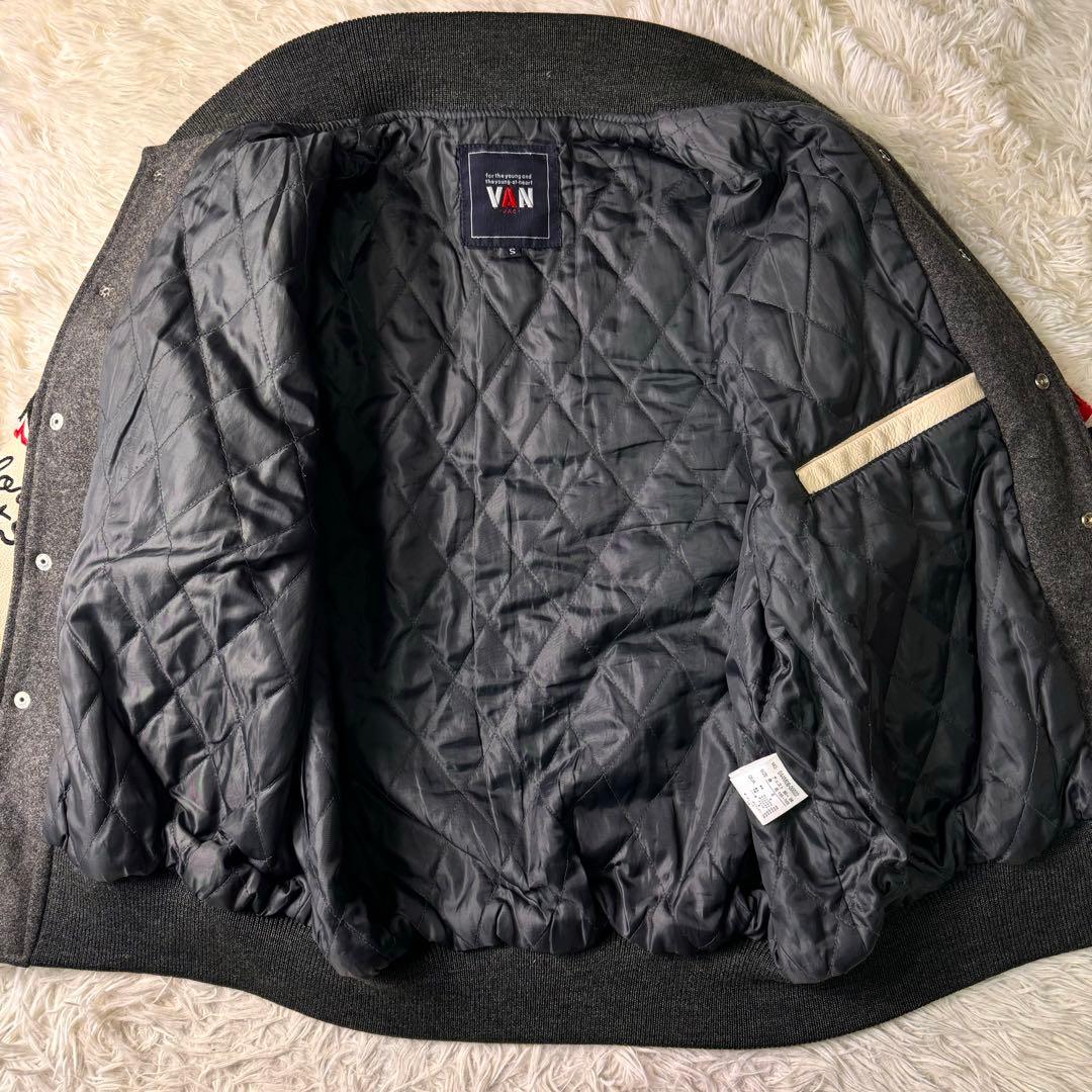 激レア】VAN JACKET フルデコ スタジャン 灰×白 袖レザー S - メルカリ
