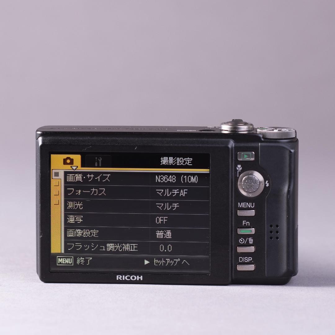 憧れのコンデジ】RICOH R10 ブラック スマホ転送OK - メルカリ