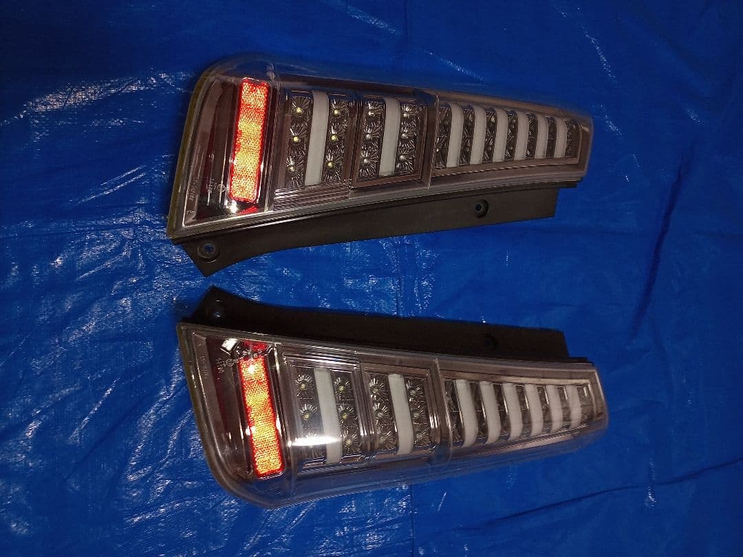 valenti 製　LED テールランプ クリア　ワゴンR　mh23 ワゴンR LEDテール MH23S H20/9-H24/9 チューブフルLEDテール スモーク