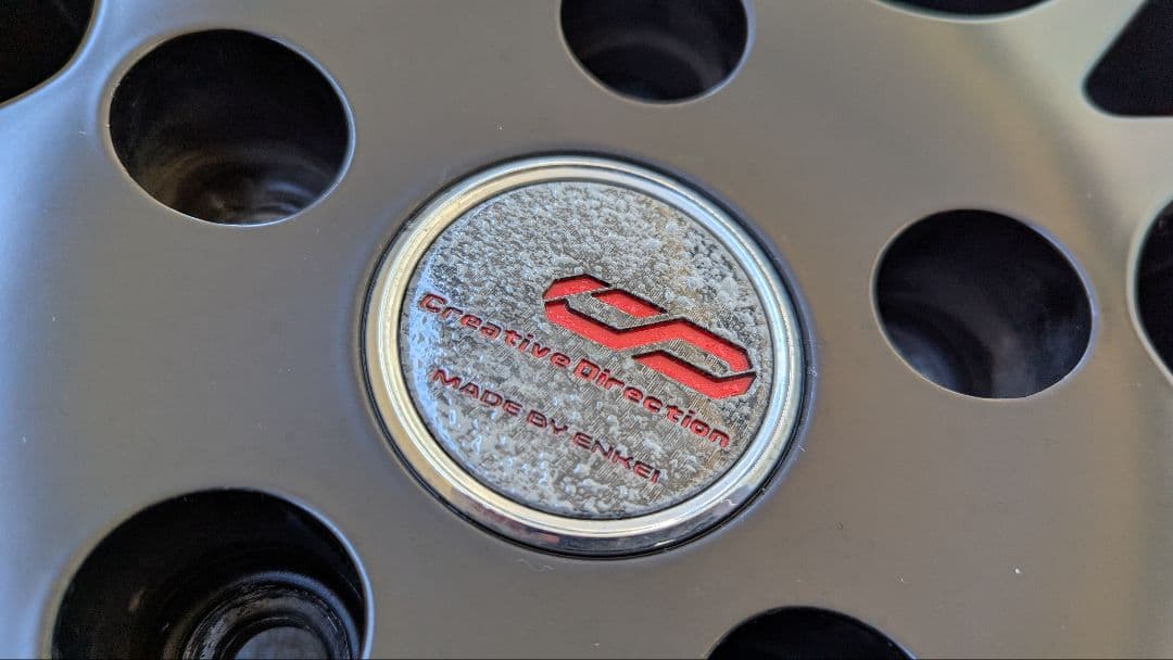 アルミホイール4本 CDM1 (18in 7J +48 PCD114.3) - メルカリ