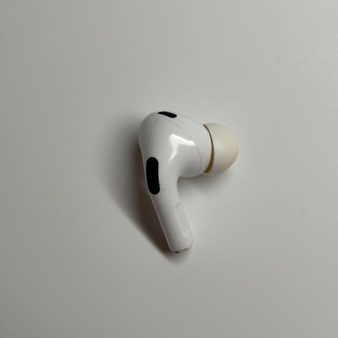 Apple AirPods Pro 2世代 片耳 A3048 右耳 USB-C - メルカリ