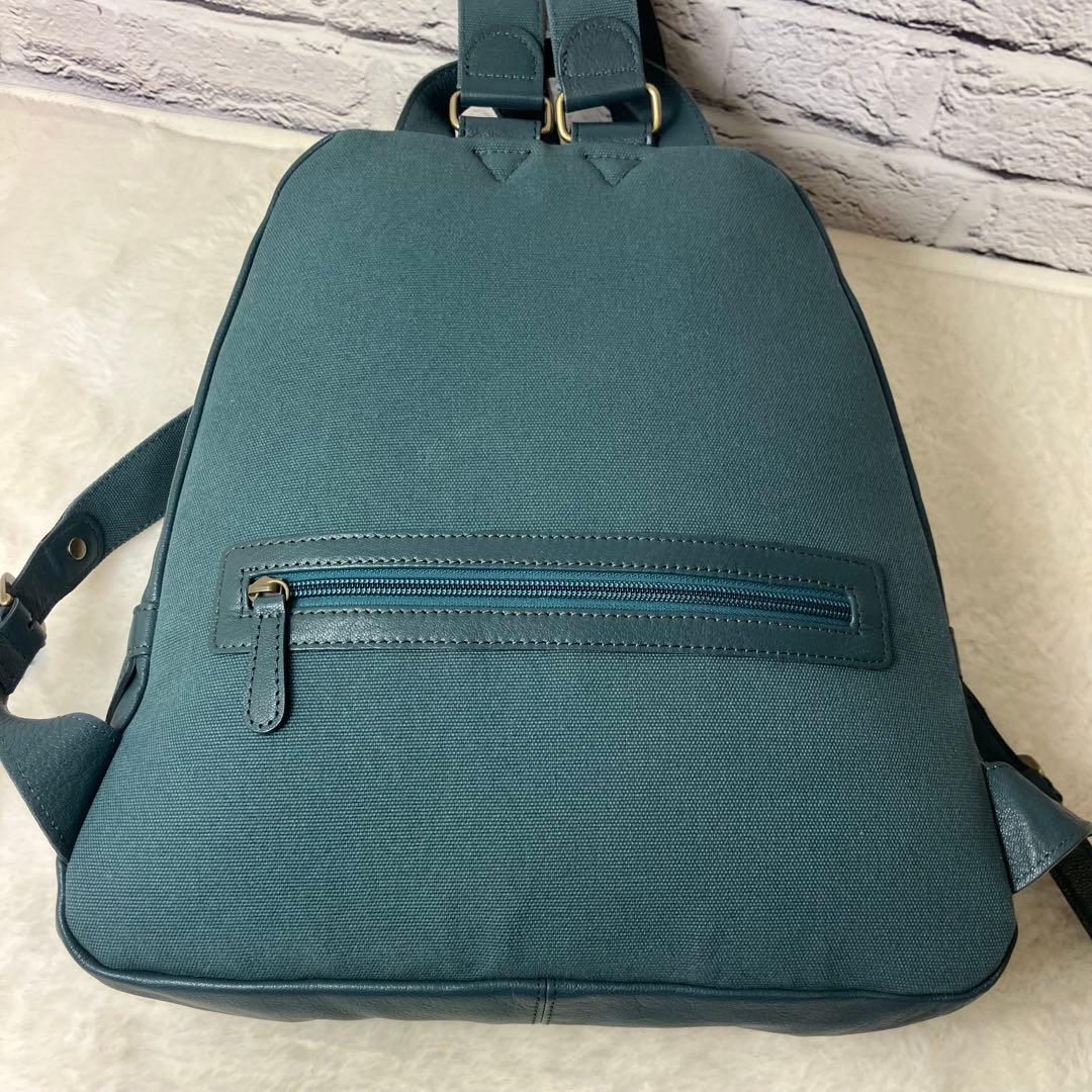 未使用級✨ダコタ ファレル シボ 山羊革 レザー A4可 ロゴ型押し