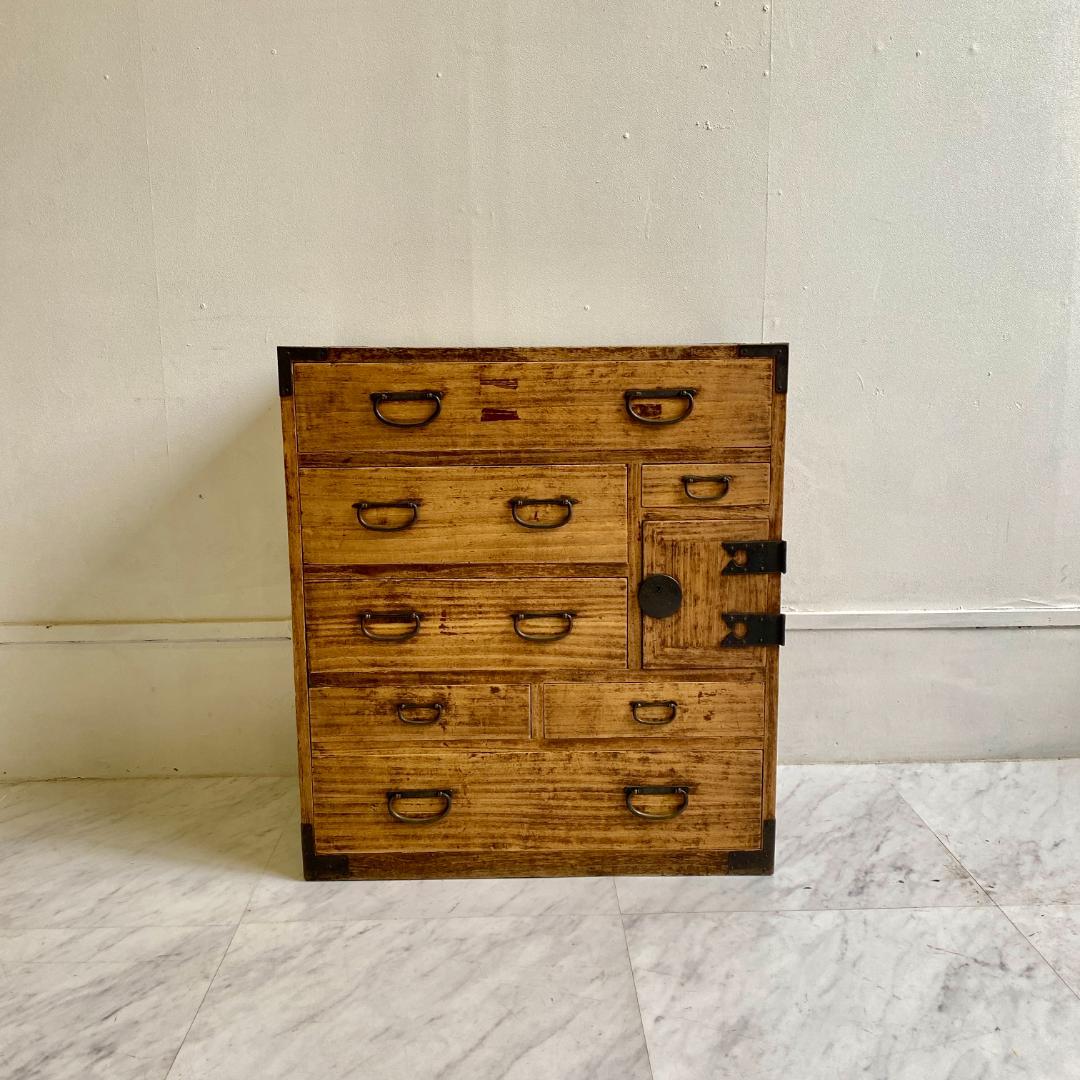 アンティーク 箪笥 小タンス 小引き出し 桐 金具 古道具 2026年最新】桐箪笥 アンティークの人気アイテム - メルカリ