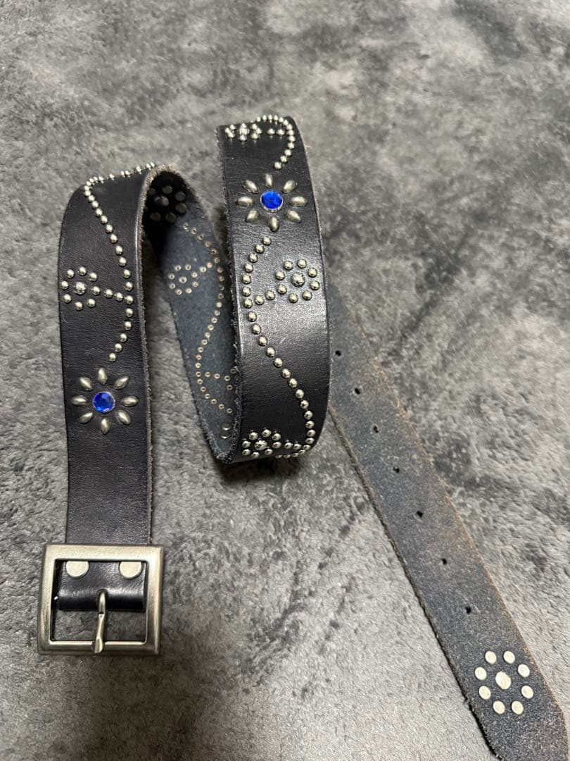 A＇GEM/9 × .kom 『A＇gem/エージェム』 フラワースタッズベルト A'GEM/9 × .kom 『A'gem/エージェム』 フラワースタッズベルト A'gem