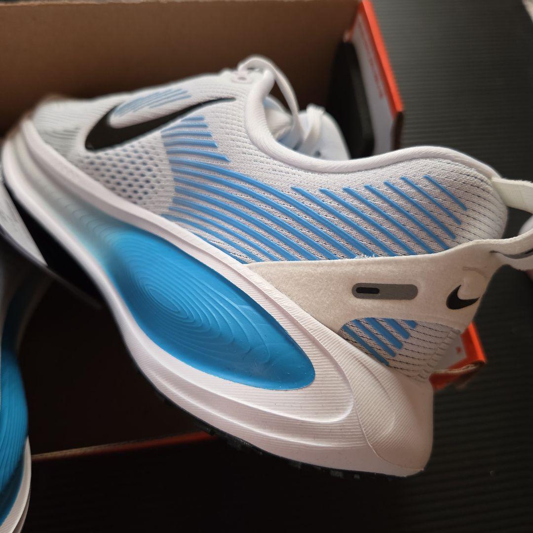 cheese。未使用❗ナイキ　 VOMERO 18 (GS) 24.5cm