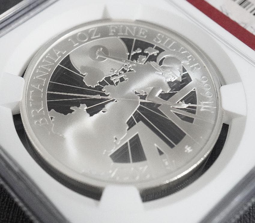 2017 ブリタニア 20周年 プルーフ 銀貨 NGC PF70UC COA箱付 - メルカリ