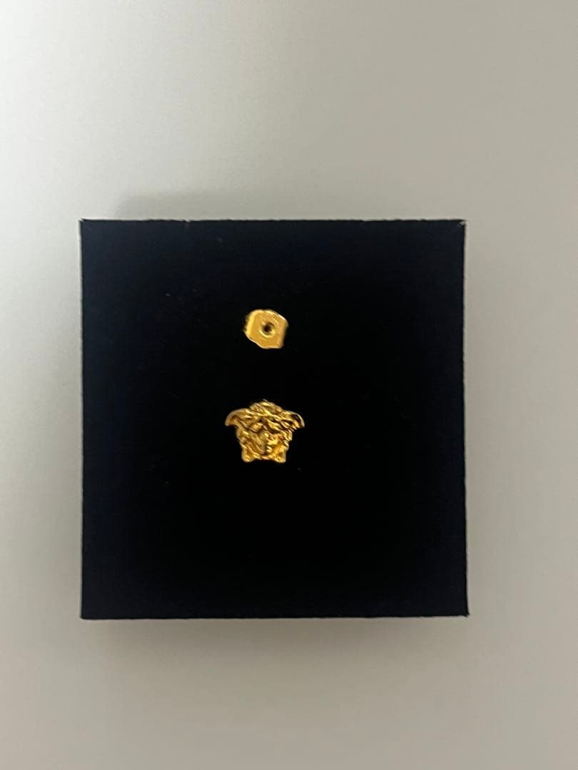 VERSACE ゴールド メデューサヘッド ピアス(両耳用) 楽天市場】ヴェルサーチ ピアス ゴールド メデューサ グレカ ドロップ
