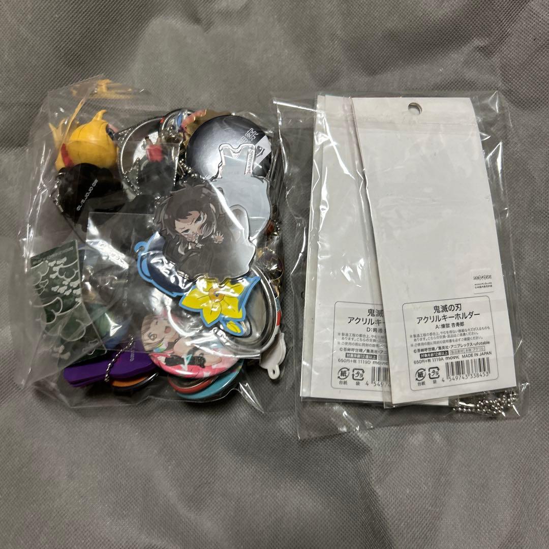 ノンジャンル 漫画 アニメ ラバスト 缶バッジ キーホルダー 大量