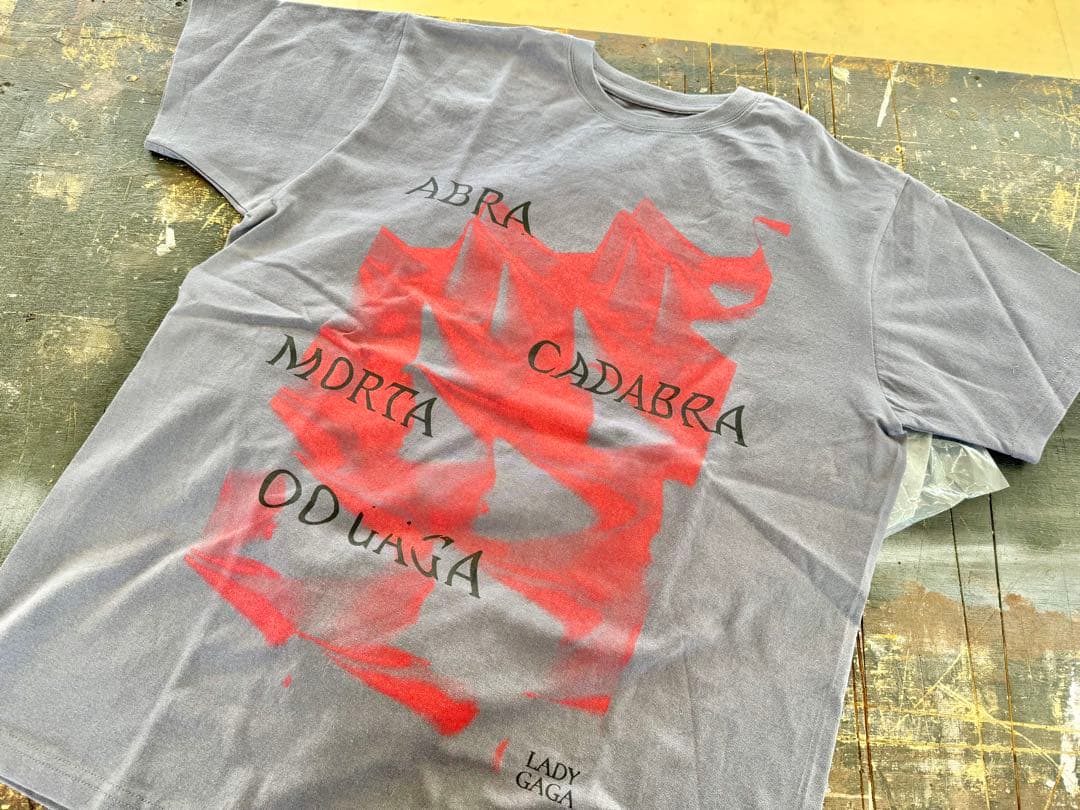 (新品)レディーガガ VIPGOLD 最前列 ABRA Tシャツ M〜最安値〜