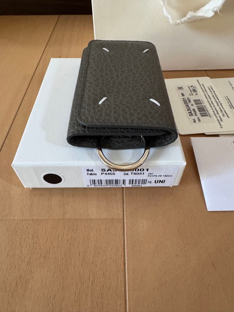 美品！ メゾンマルジェラ キーケース ダークグレー ユニセックス 今期