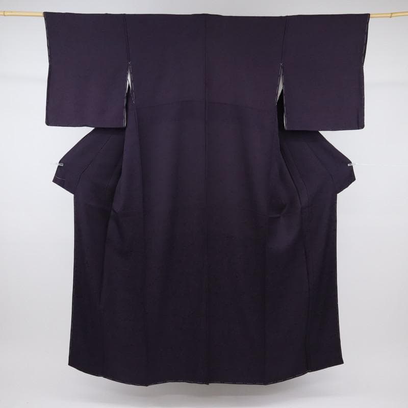 《長尺■上質＊色無地◆黒紅色■無紋◆植物地模様入り■袷正絹着物◆IP12-5》