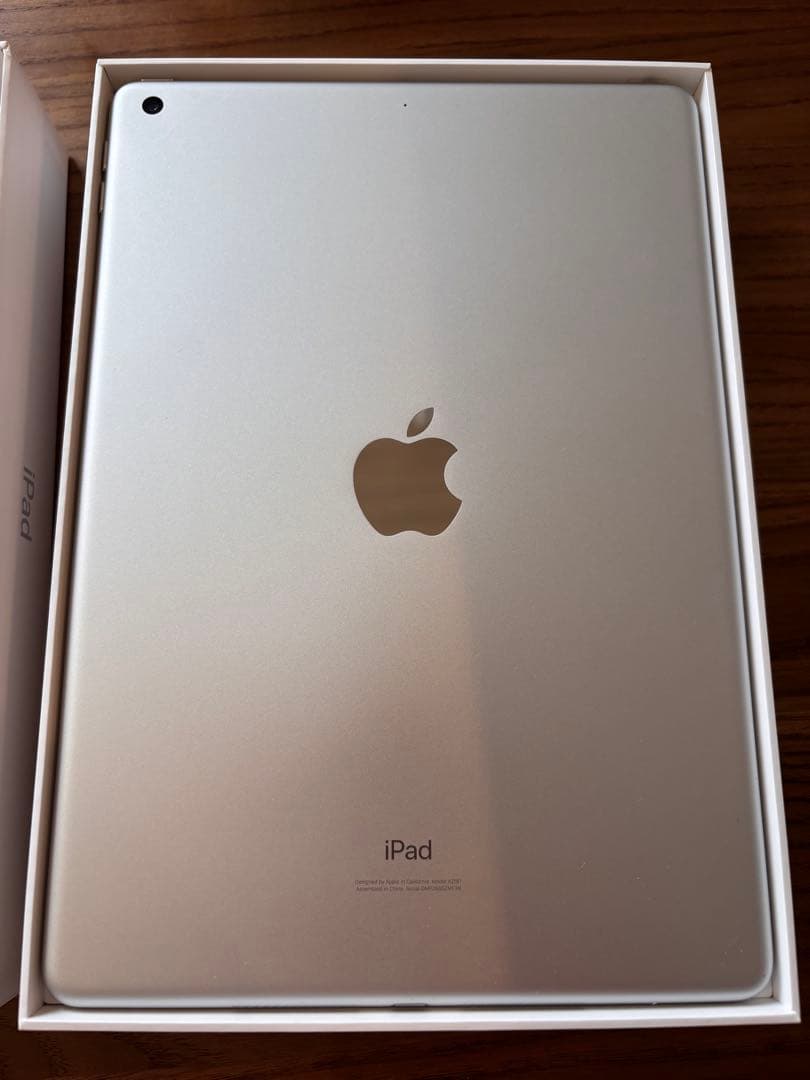 《値引き!》iPad 第7世代 Wi-Fiモデル（32GB） +Keyboard