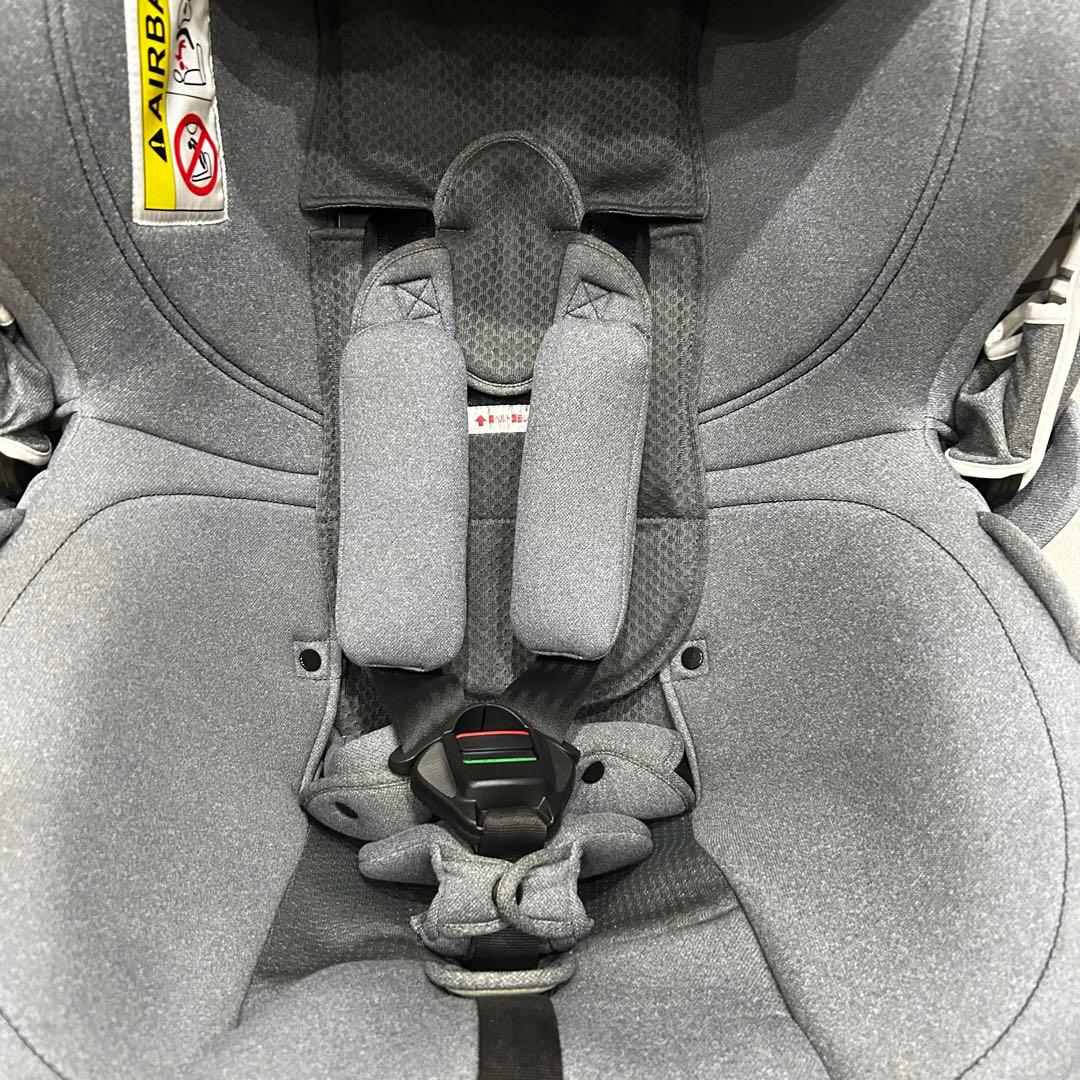 エールベベ・クルット4 oui2 グレー ISOFIX 360度回転 - メルカリ