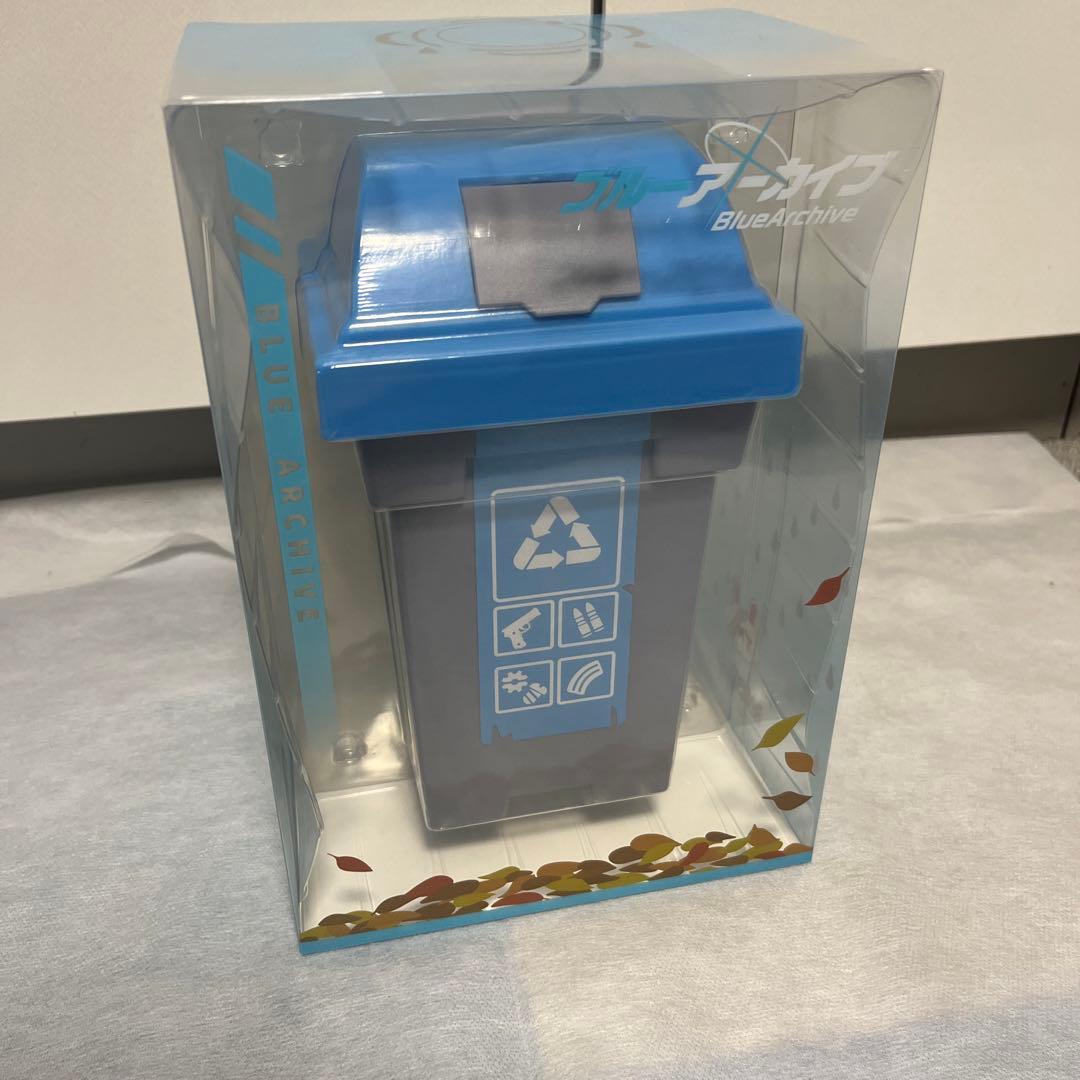 ブルアカ ブルーアーカイブ ミユとゴミ箱 - メルカリ