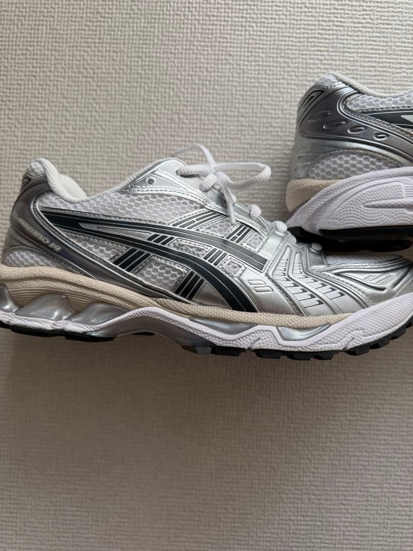【美品】ASICS GEL-KAYANO14 26.5cm