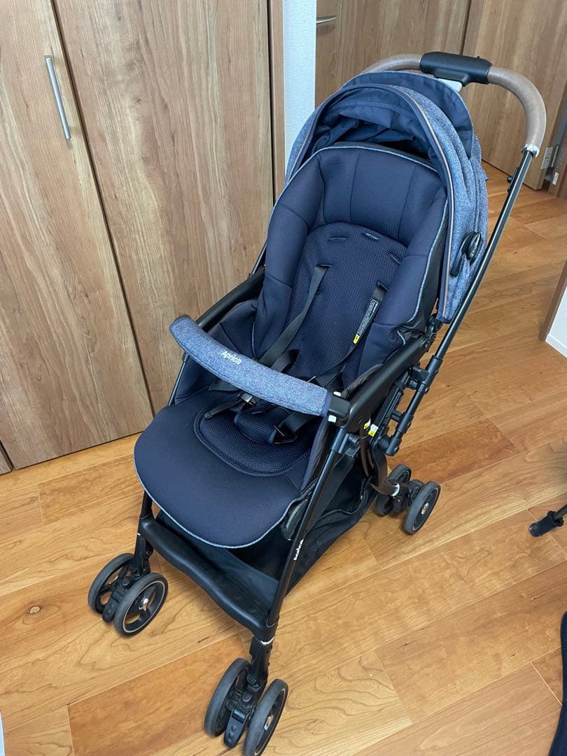 アップリカ　A型ベビーカー　ラクーナクッションフリー Amazon.co.jp: Aprica(アップリカ) A型ベビーカー ラクーナクッション