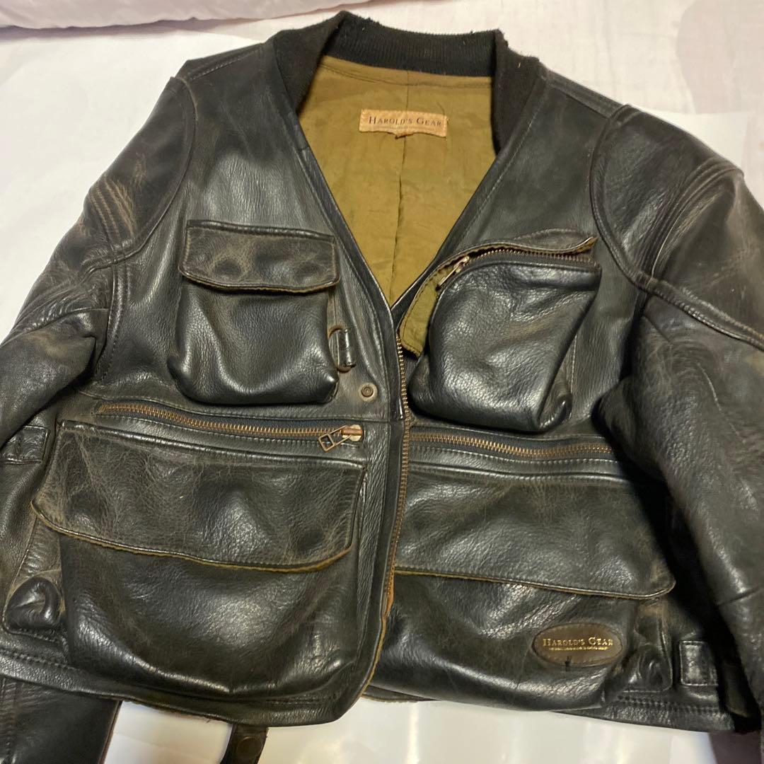 傑作‼️ ハロルズギア ベリーショートレザージャケット - メルカリ