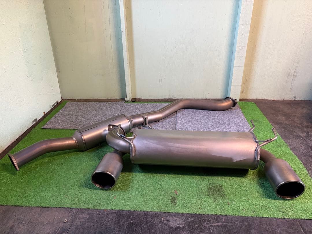 Z33 　チタン？　フジツボ　FUJITSUBO 　マフラー　フェアレディZ FUJITSUBO】レガリス Legalis R typeS｜Z33 フェアレディZ (FAIRLADY Z