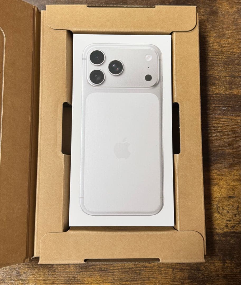 新品未開封】iPhone17promax 256GB シルバー - メルカリ