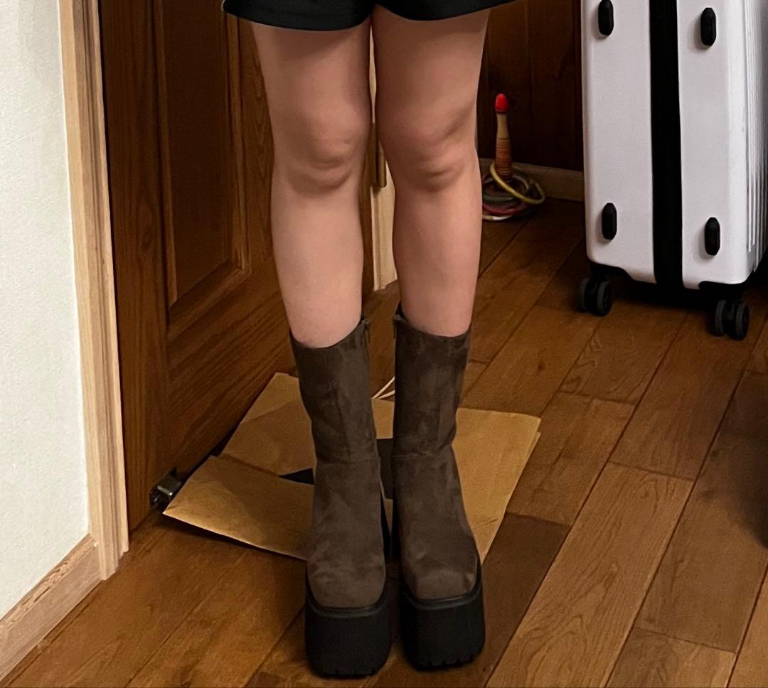 ブラウン M ボリューム チャンキーソール ミドルブーツ SLY