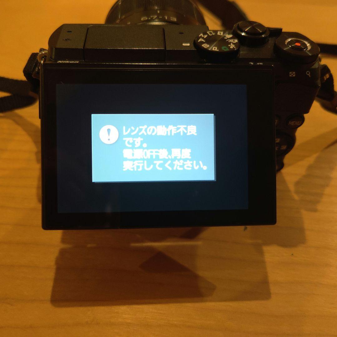 Nikon 1 NIKKOR 6.7-13mm f/3.5-5.6 VRレンズ