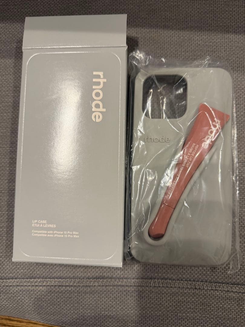 iPhoneアクセサリー rhode iphone case gray 15pro max Rhode Phone Case Gray with Lipgloss | iPhone Case | RHODE COVER