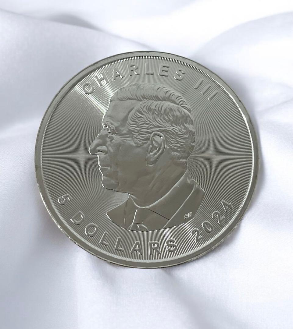 銀高騰中！ メープルリーフ銀貨 1チャールズ国王 スペシャル版 1オンス