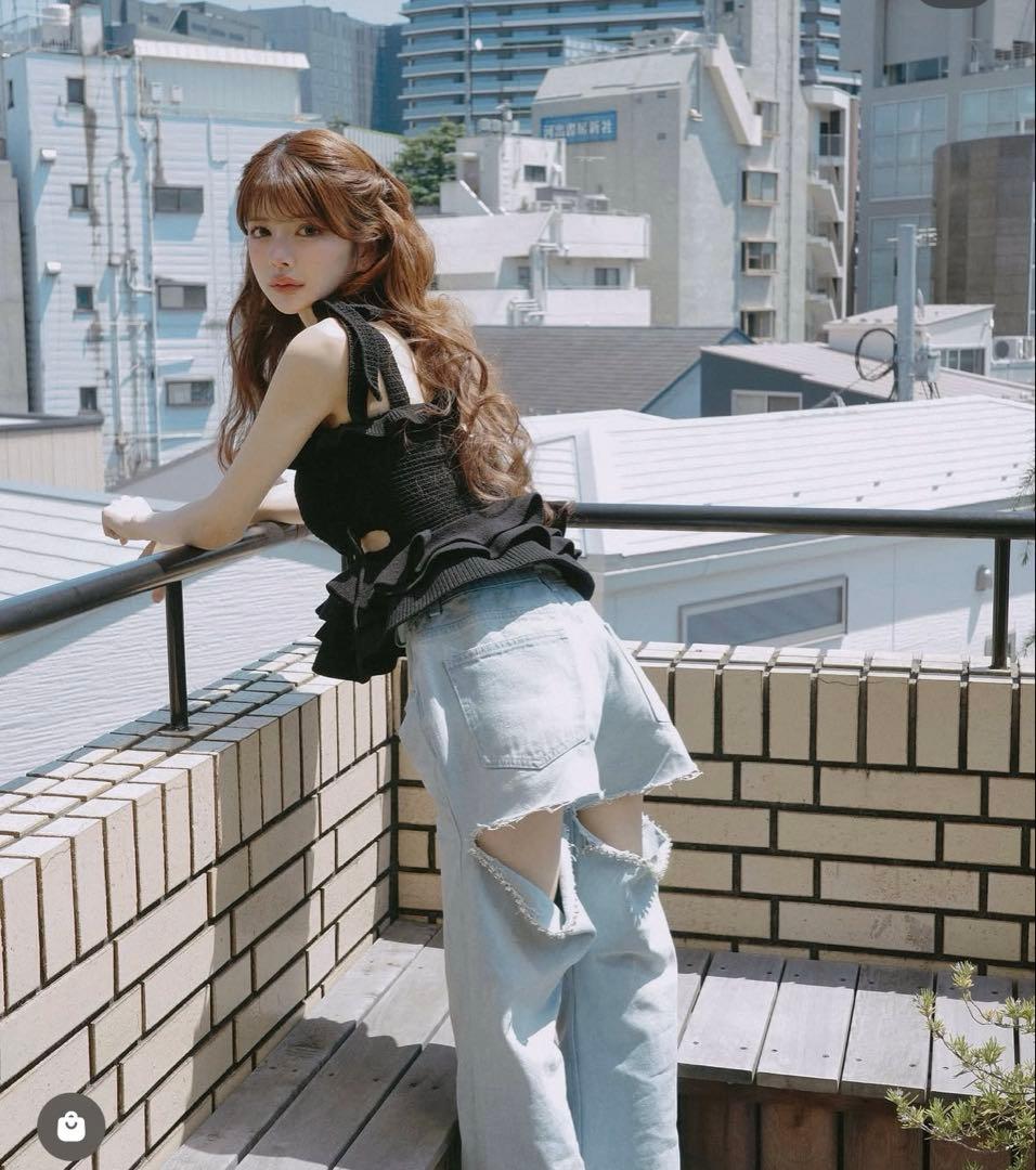 RANDY ビジューバックカットワイドデニム Sサイズ