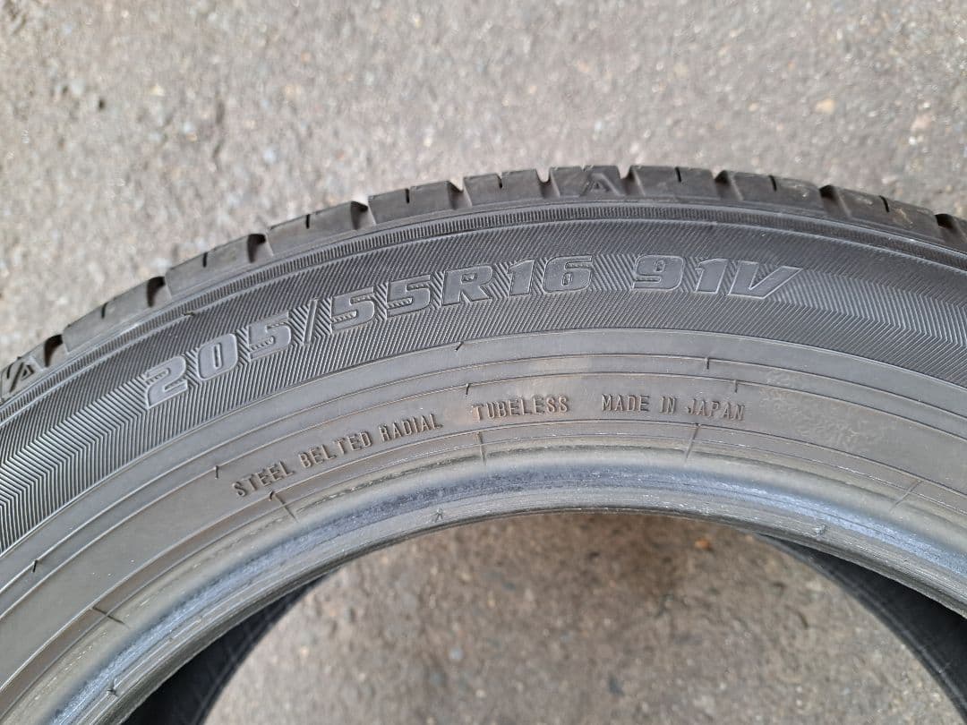 バリ山！205/55R16信頼のダンロップ製造22年末マックスラン！送料￥300