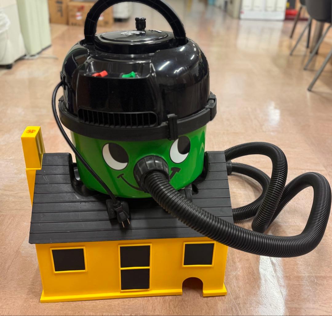 掃除機 ヘンリー 本体 グリーン かわいい イギリス ハウス 家 ブラシノズル 乾式掃除機 ヘンリー コンパクト HVR160-11 – ヘンリーショップ専門店