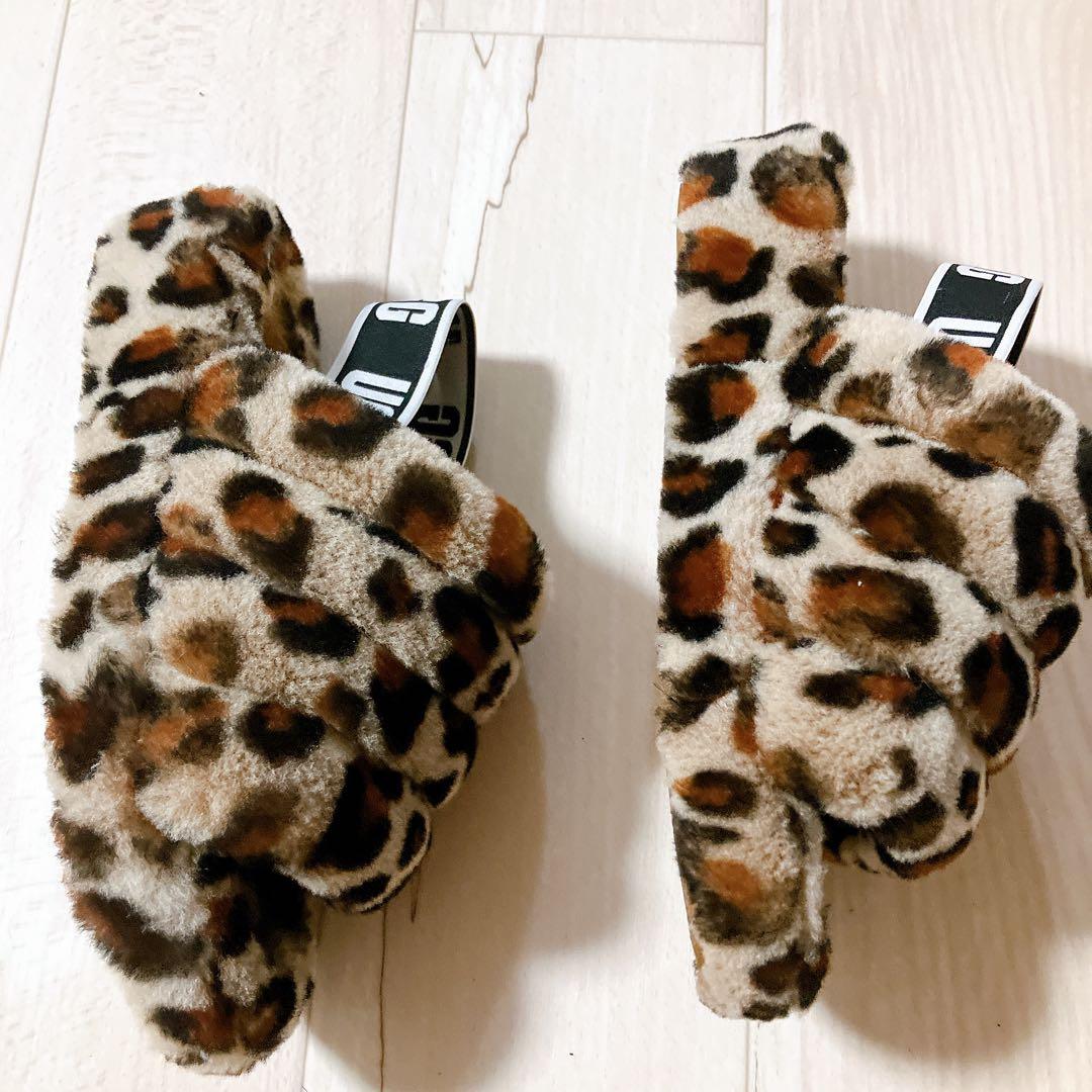 UGG フラッフ イヤー スライド サンダル レオパード 23㎝ - メルカリ
