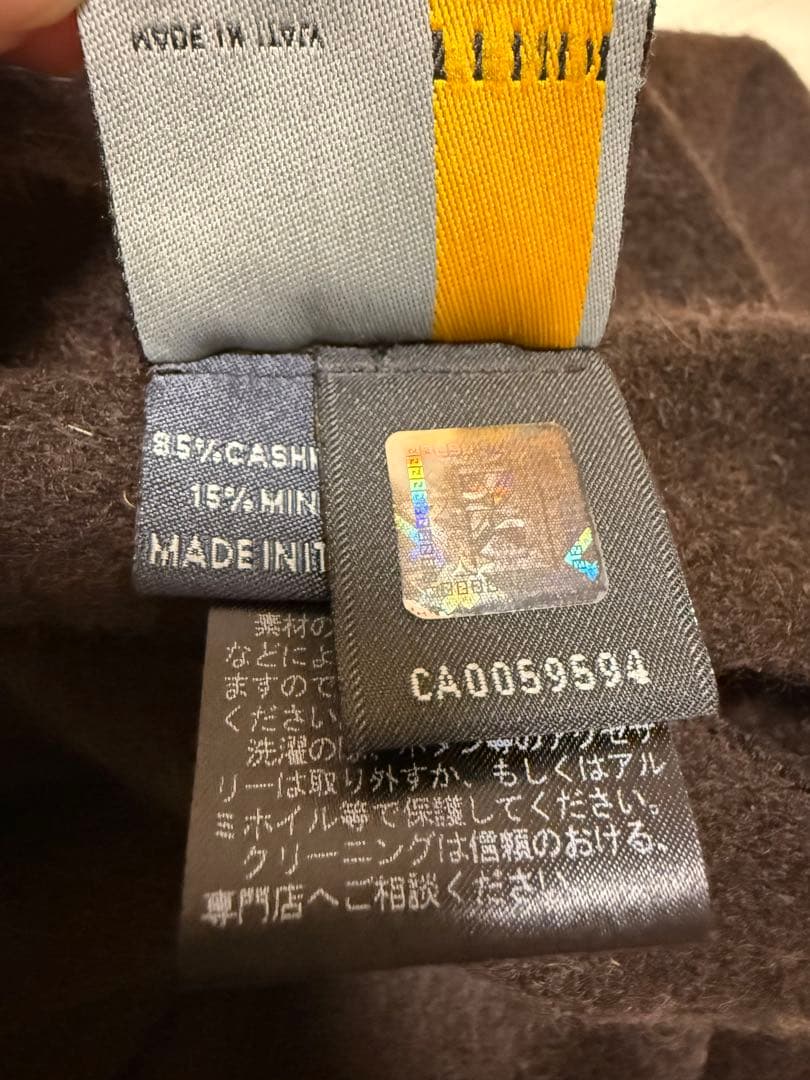 フェンディ 大判マフラー カシミヤ85% ミンク 伊製 - メルカリ