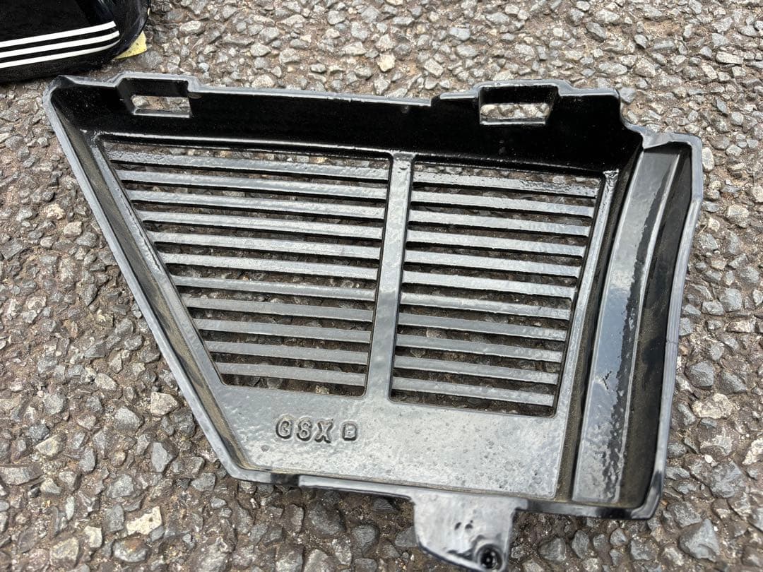 まなやん　美品　★★GSX400E ザリ外装★★