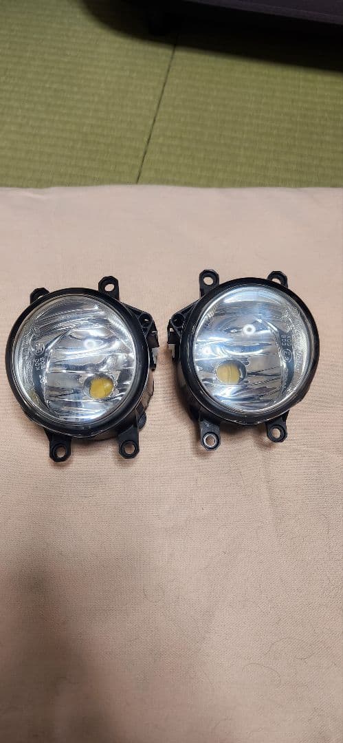 アルファード20 ヴェルファイア20 フォグランプユニット Amazon | アルファード 20系 ヴェルファイア 20系 後期 ﾊｲﾌﾞﾘｯﾄ対応